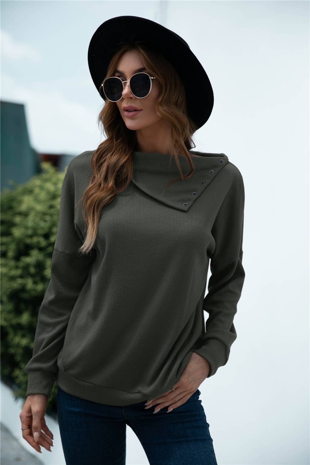 Side-collar pullover knitted solid color top