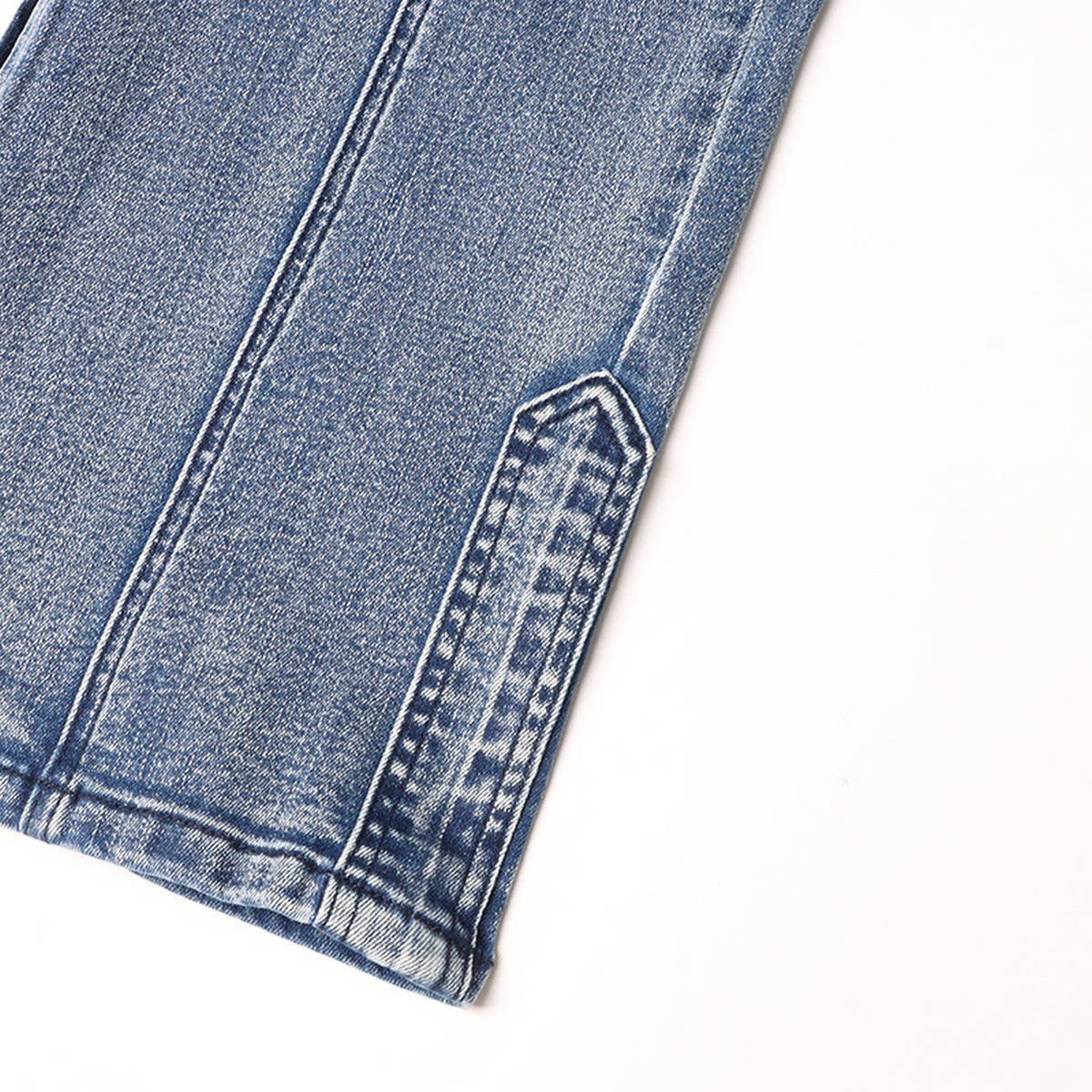 MID RISE STRAIGHT MULTI POCKET DESIGN CASUAL JEANS