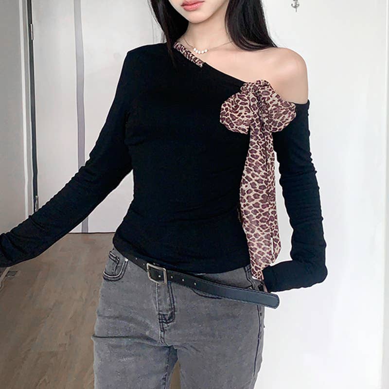 LEOPARD PRINT LACE-UP DIAGONAL SHOULDER T-SHIRT