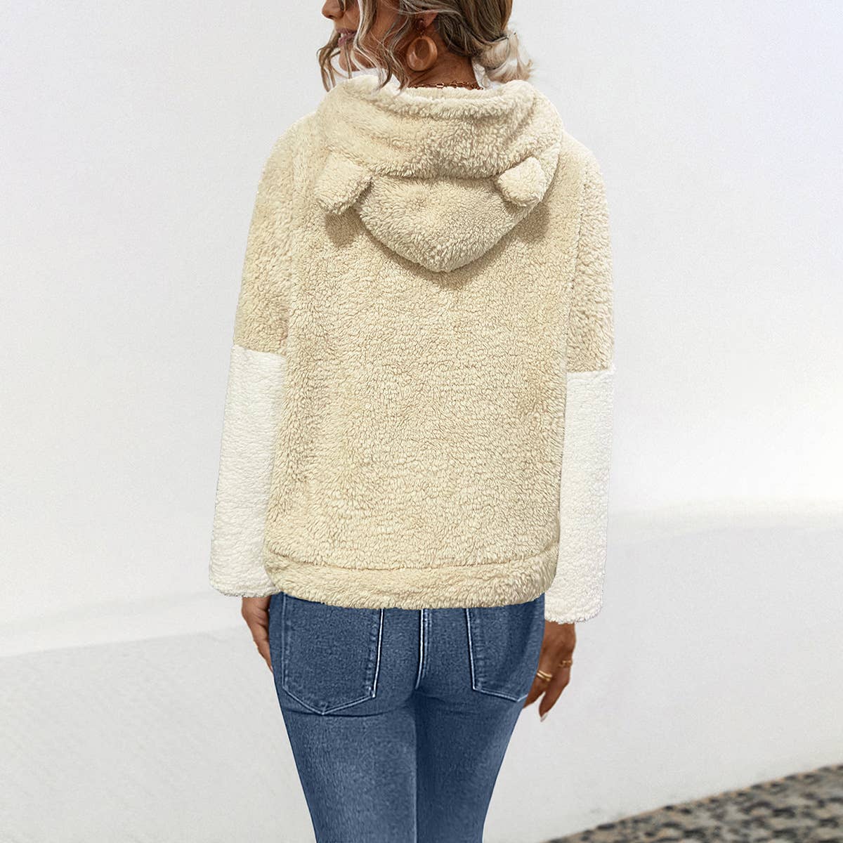 Patchwork Contrast Color Fur Cat Ears Hoodie