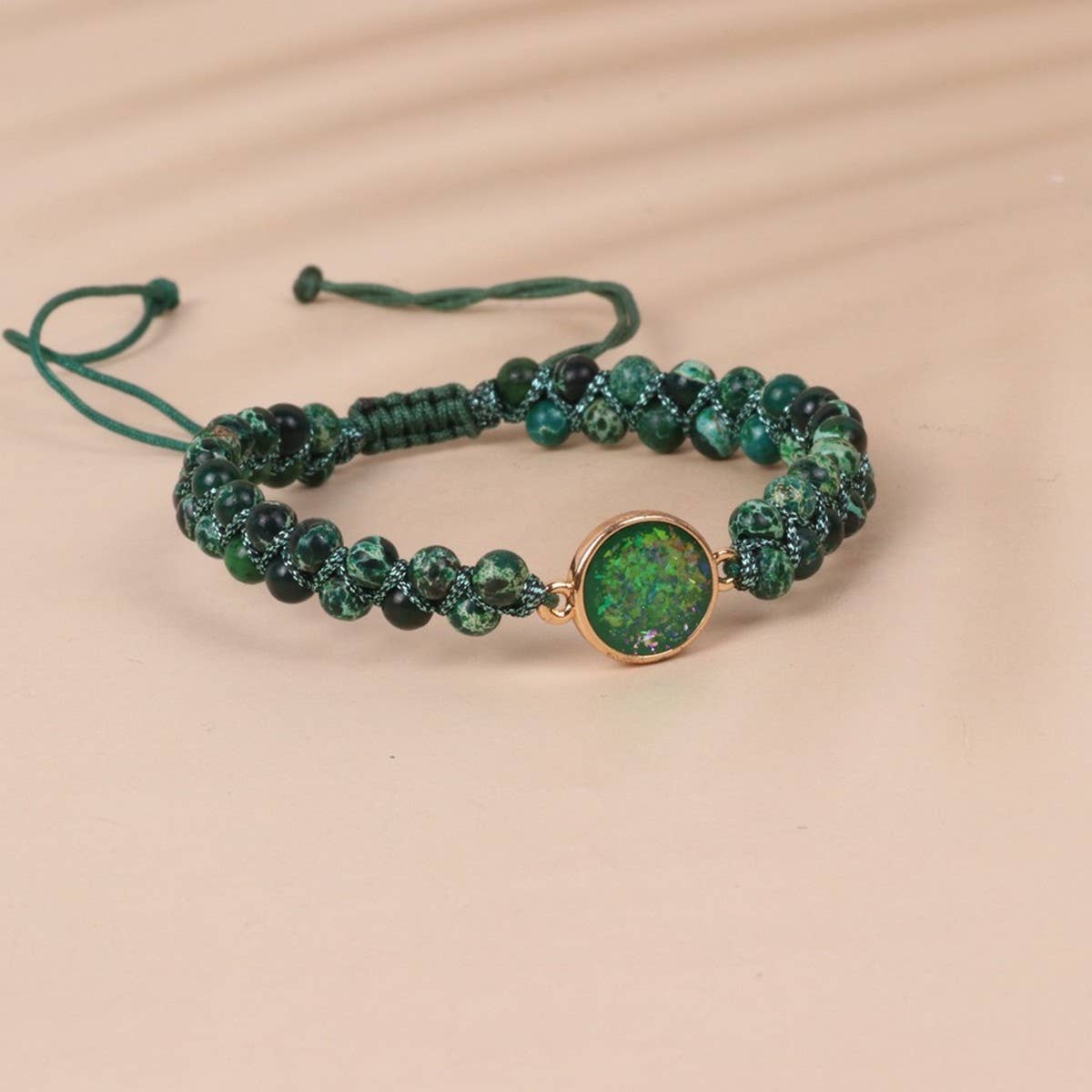 YOGA FRIENDSHIP GREEN BRAIDED BRACELET_CWAJE3950