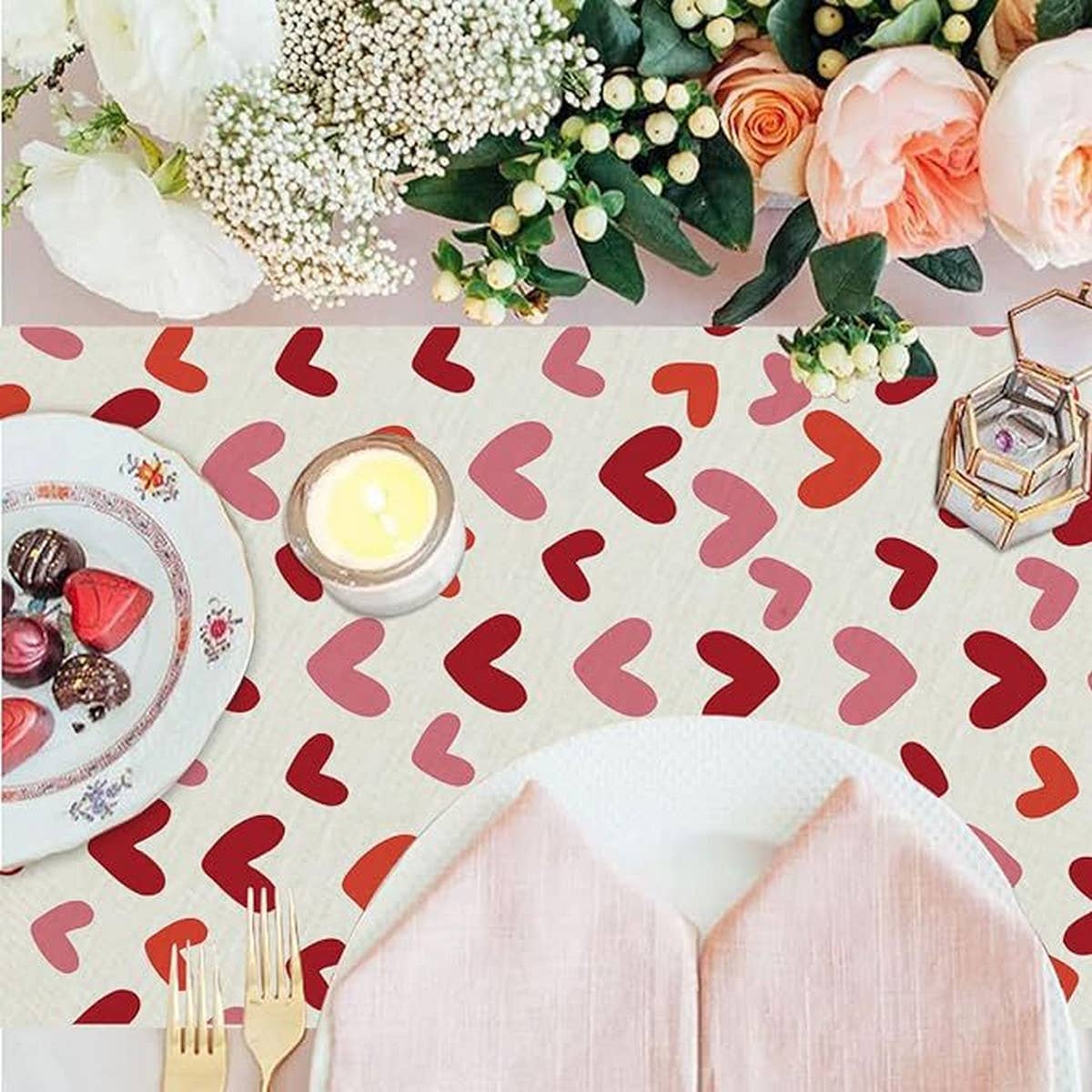 VALENTINE'S DAY HEART ROSE PRINTED TABLECLOTH