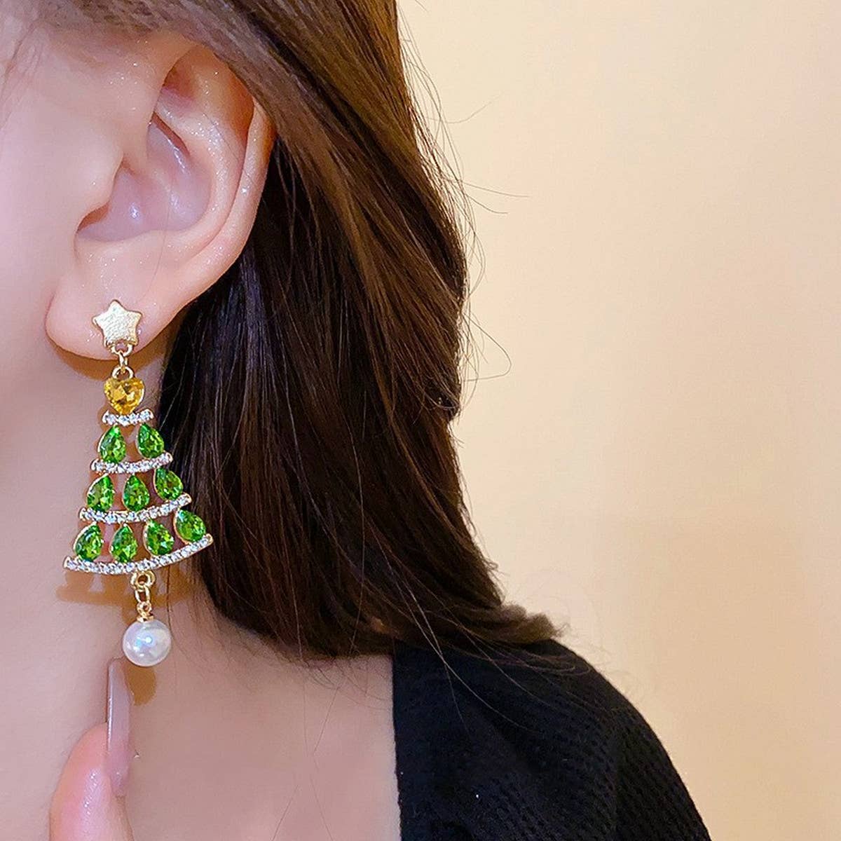 DIAMOND DEER HEAD SNOWFLAKE EARRINGS