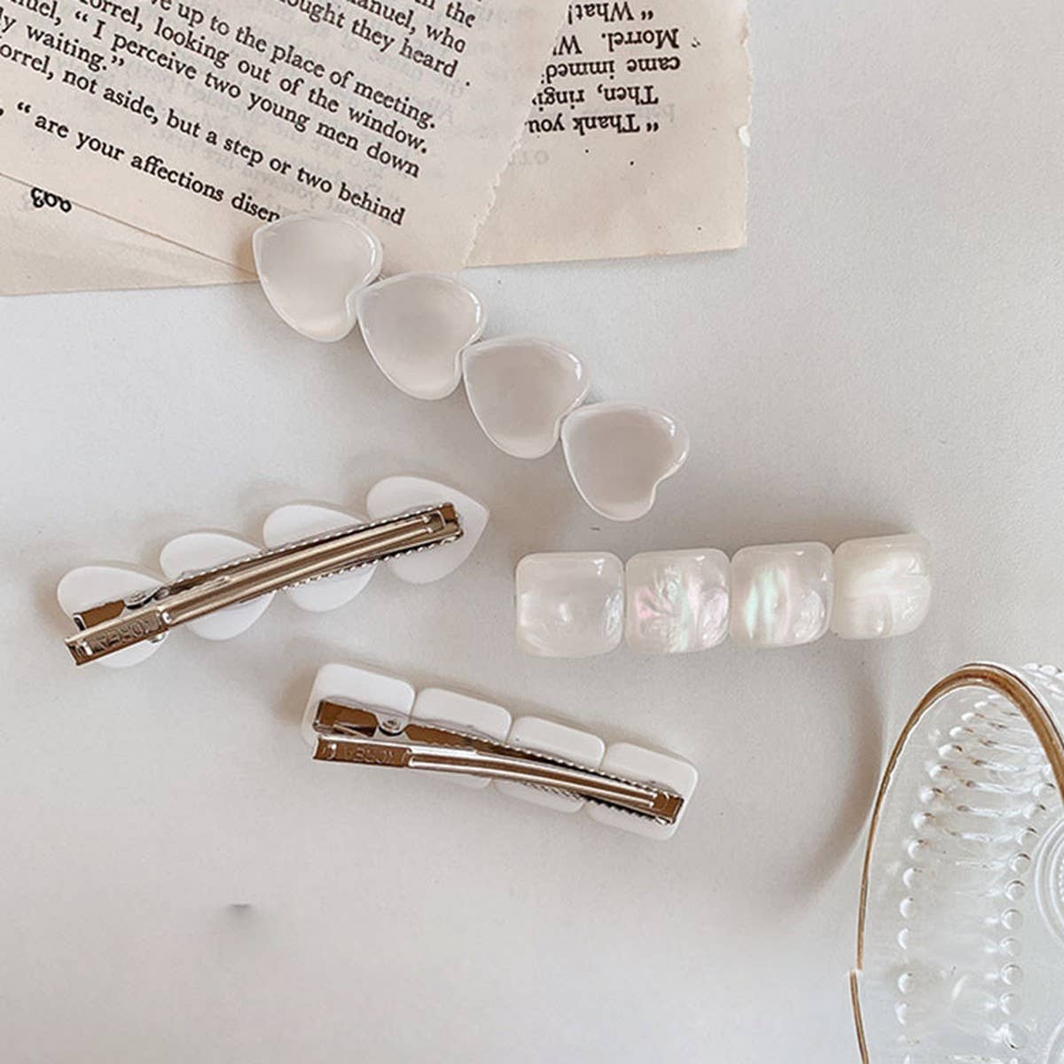 Cat-Eye Heart Hair Clip, Sweet Back Pin for Girls_CWAHA4744