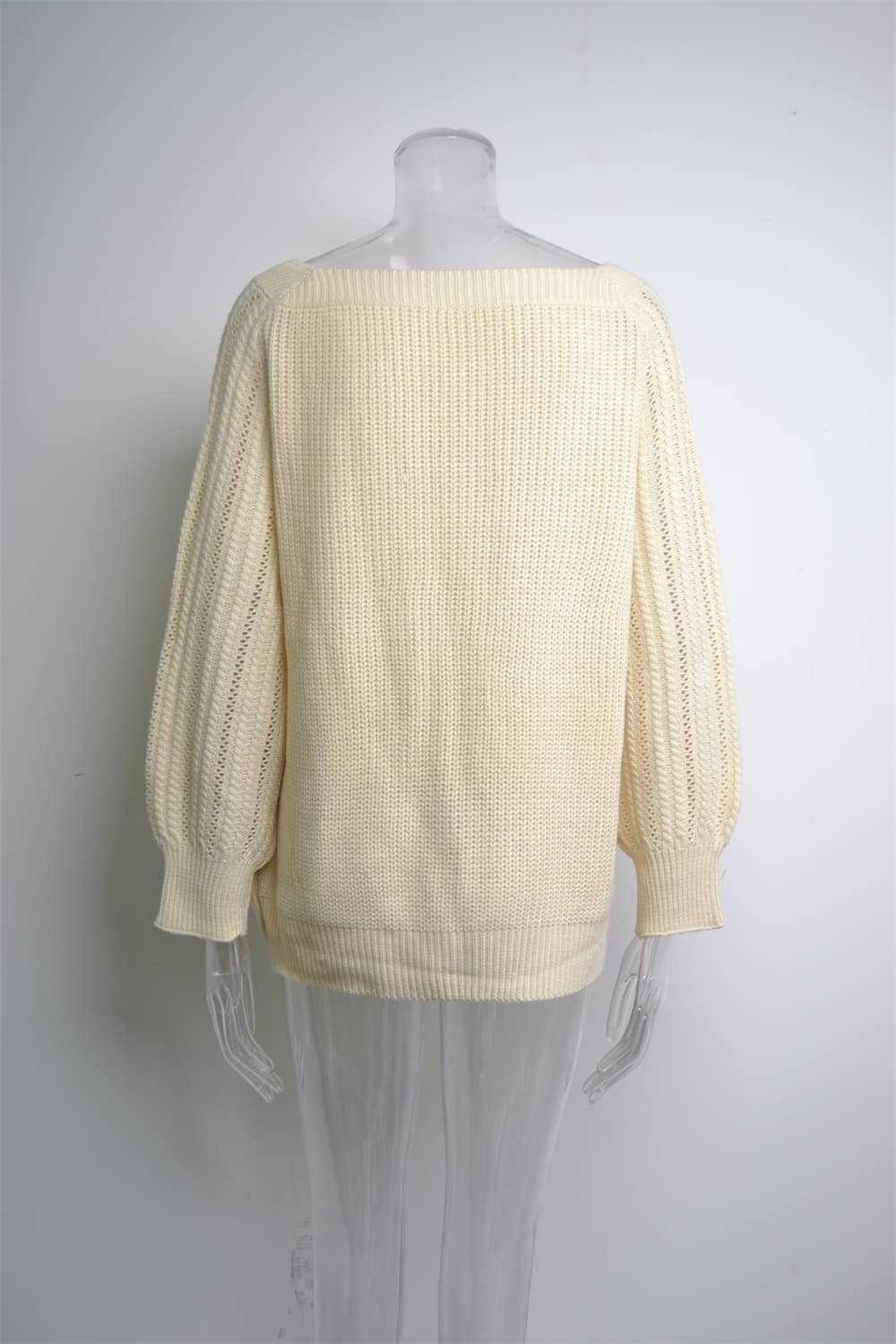 LINE-NECK PERSONALIZED CUT-OUT FASHION KNITWEAR