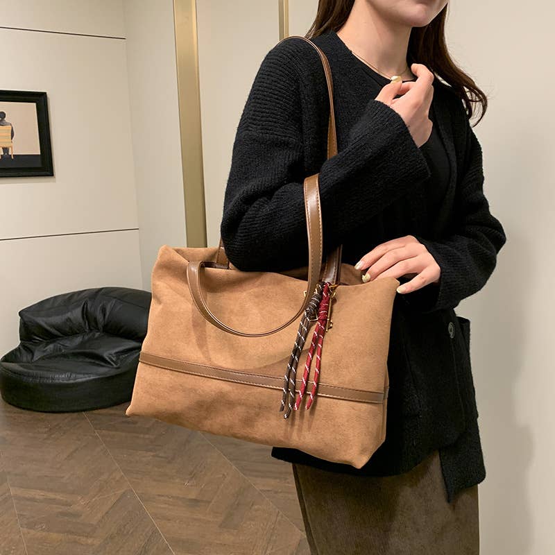 Personalized retro large-capacity tote bag