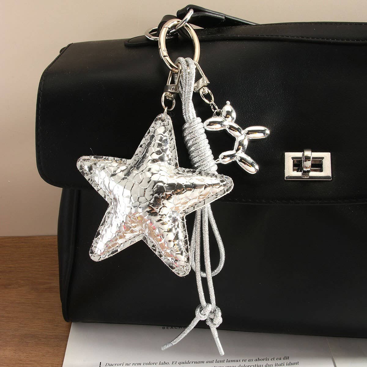 Stylish Silver Star & Balloon Dog Bag Keychain_CWMM7638