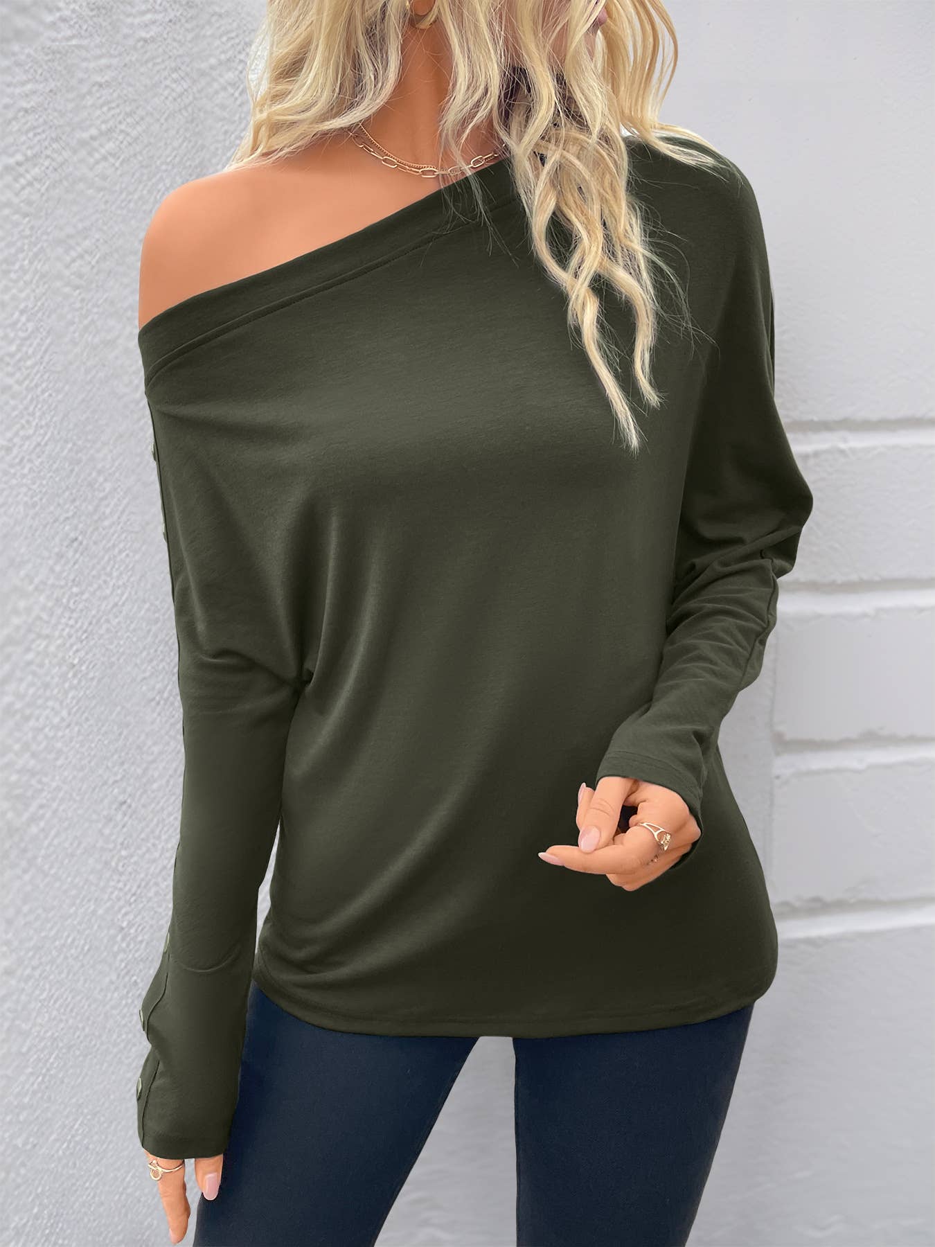 Slant-neck,off-the-shoulder,thin pullover Top
