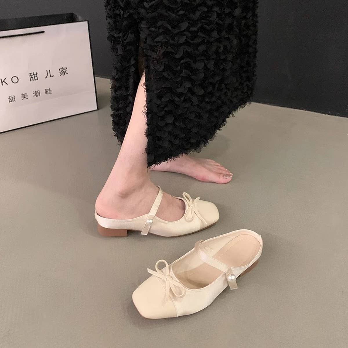 Pink Low Heel Closed Toe Mary Jane Slides_CWSHF0104