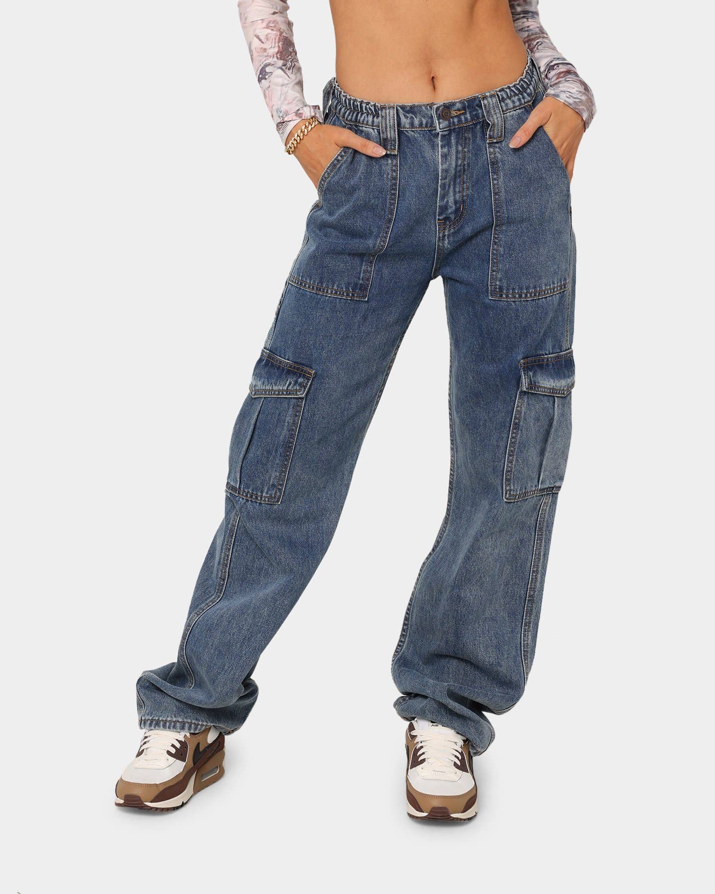 HIGH-WAISTED ELASTIC-WAISTBAND BAGGY CARGO JEANS