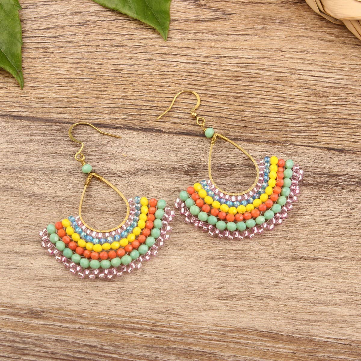 FASHIONABLE HAND-WOVEN GREEN FAN EARRINGS