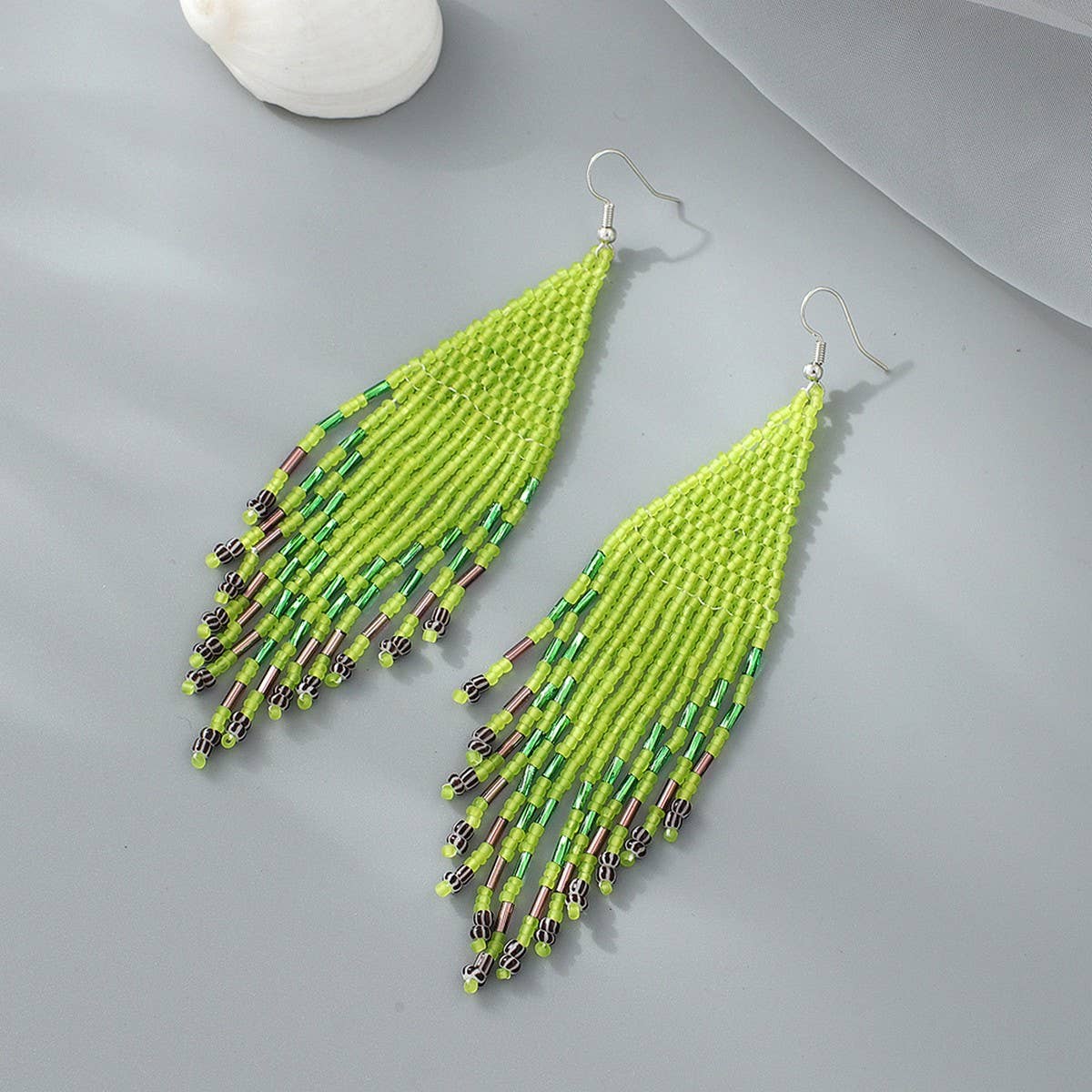 BOHEMIAN TASSELS DANGLE EARRINGS BEADED_CWAJE0754