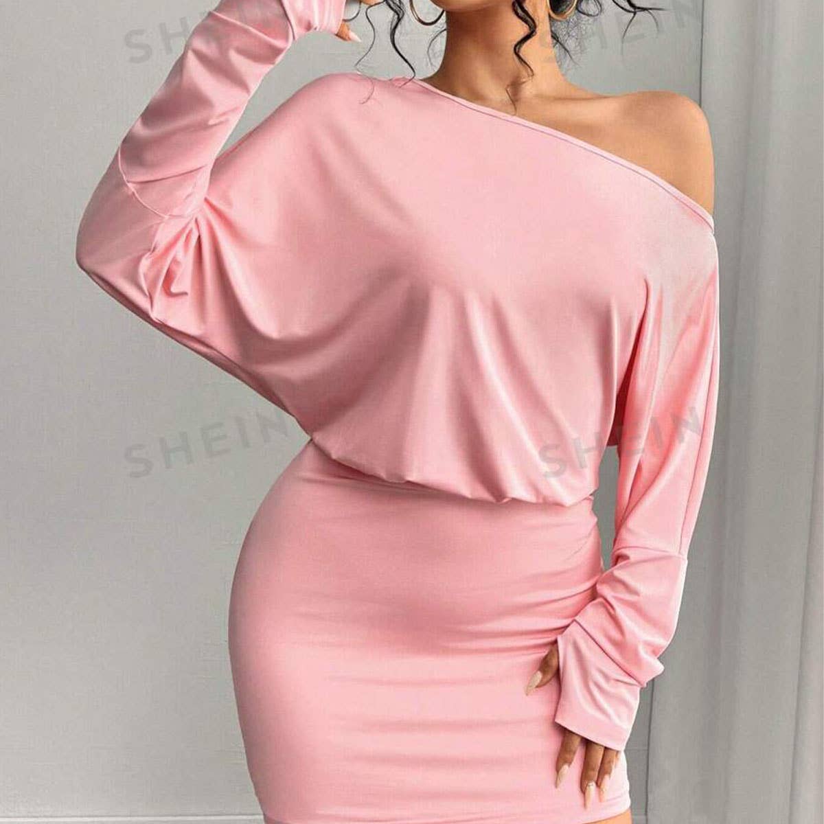 SLIM-FIT DRESS WITH SLOPING NECK AND LONG SLEEVES