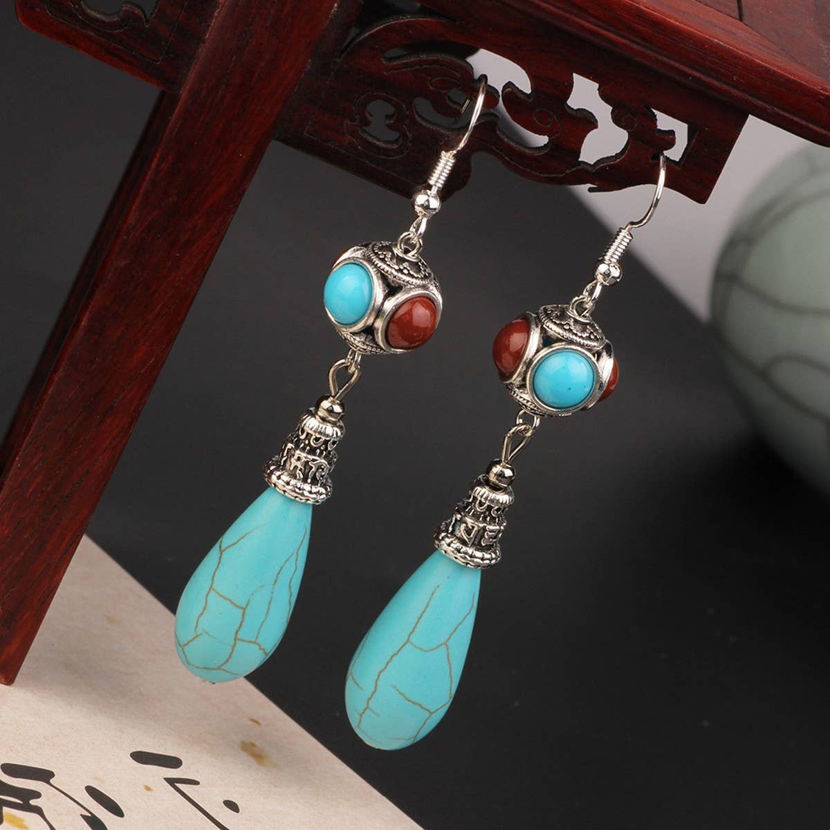 HIGH-END ETHNIC RETRO WATER DROP EARRINGS
