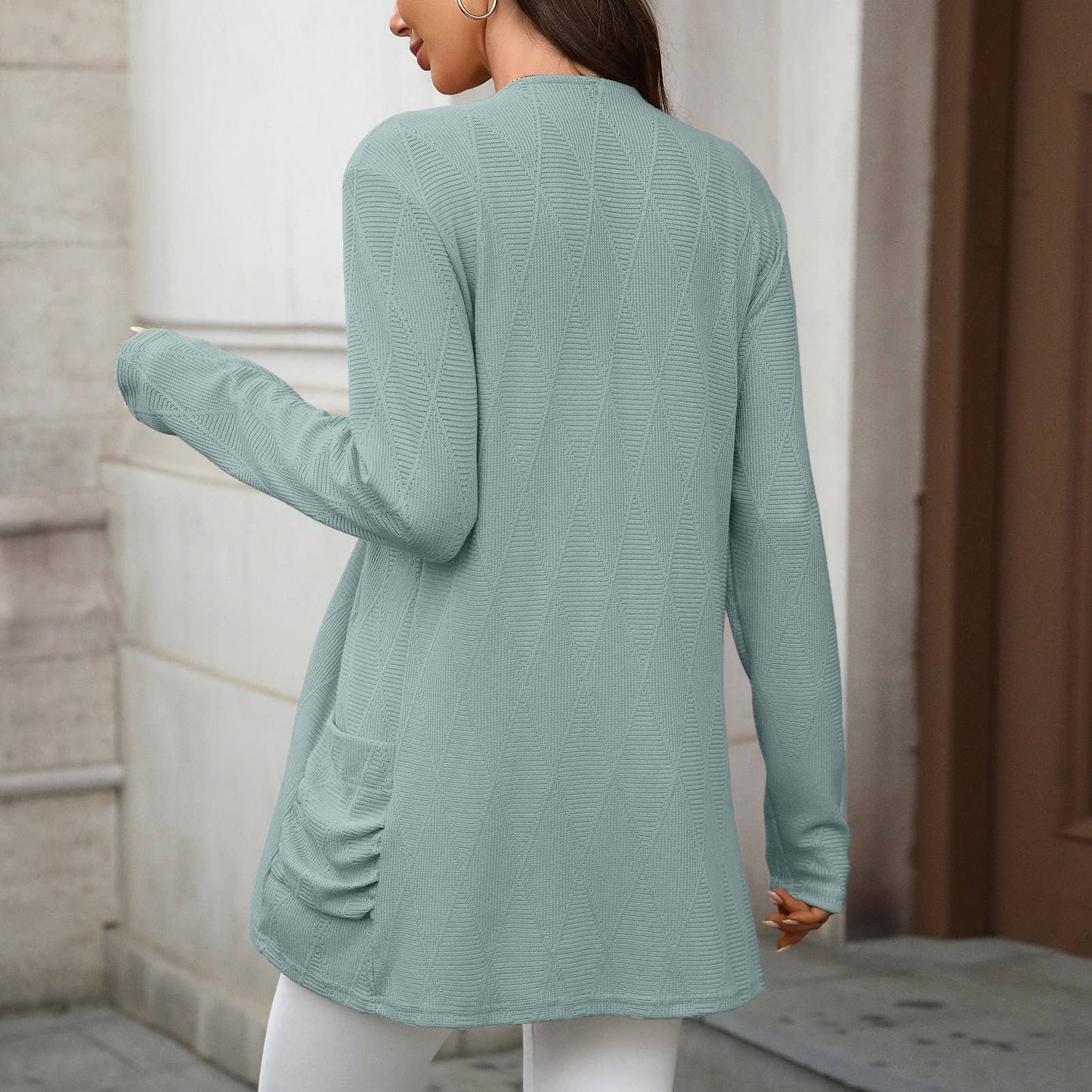 Light and solid color unbuttoned cardigan