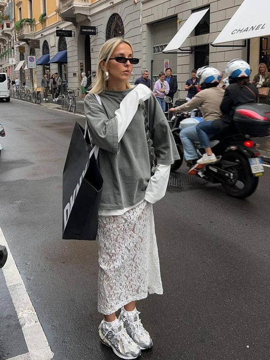 Lace skirt with jacquard cutout slit at the back