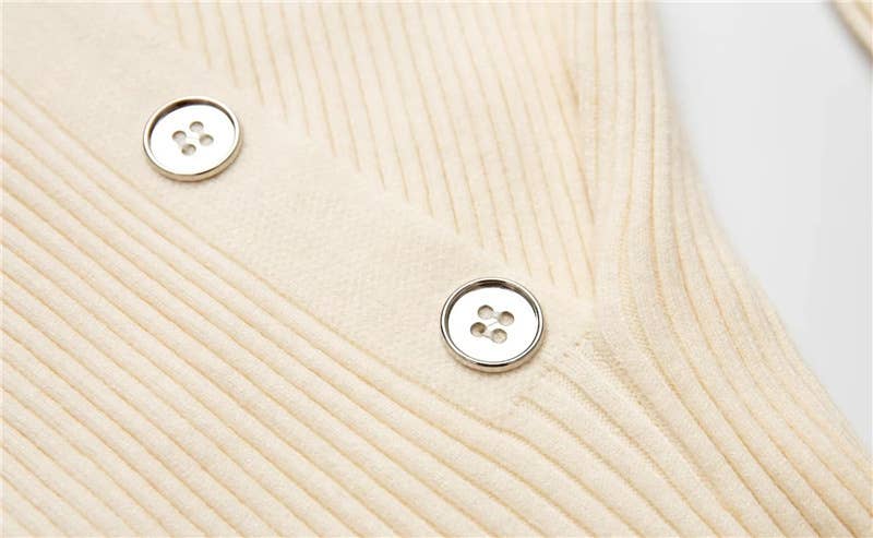 V-NECK SLIM-FIT SPLIT JUMPER KNIT BASE