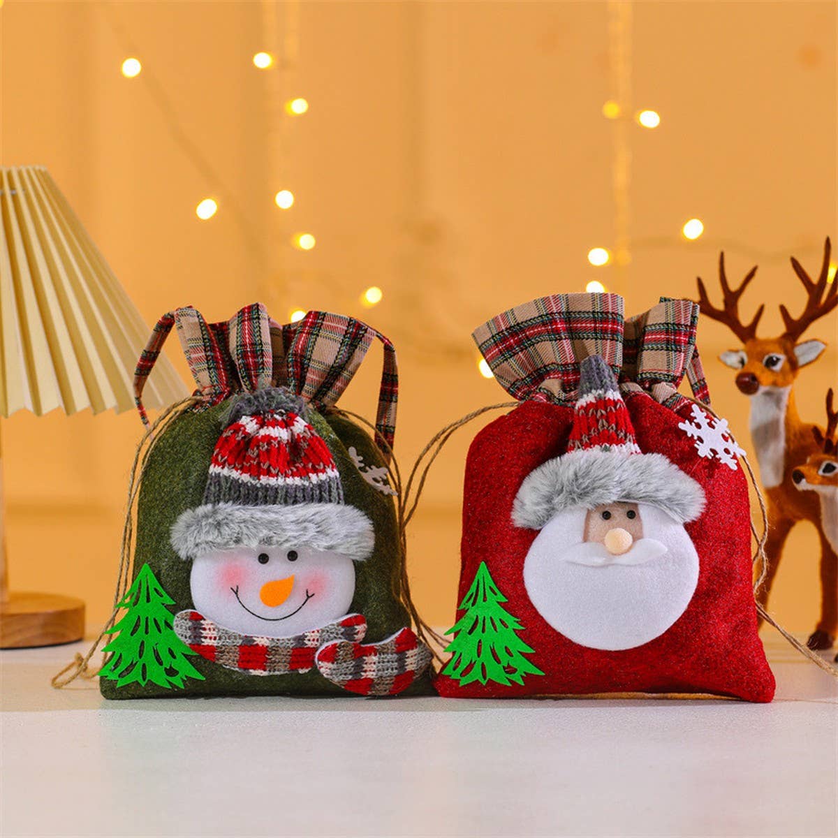 NEW PLAID CHRISTMAS CHILDREN'S GIFT BAG