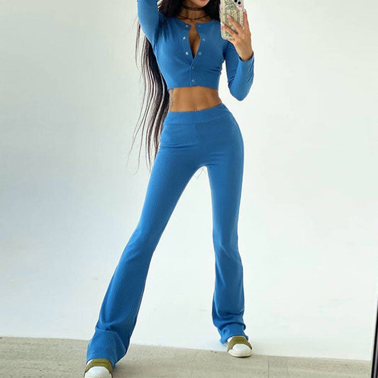 Assorted bell-bottom pants suit with square collar and clasp