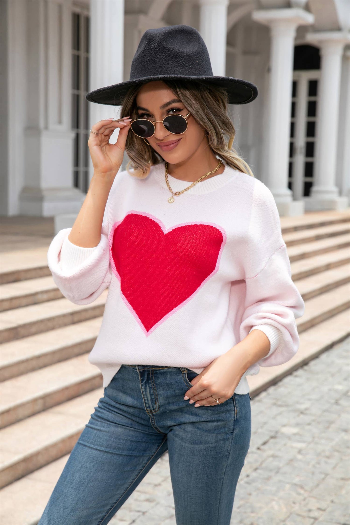 WOMEN LOVELY HEART PRINT PULLOVER SWEATSHIRT_CWOSWL1553