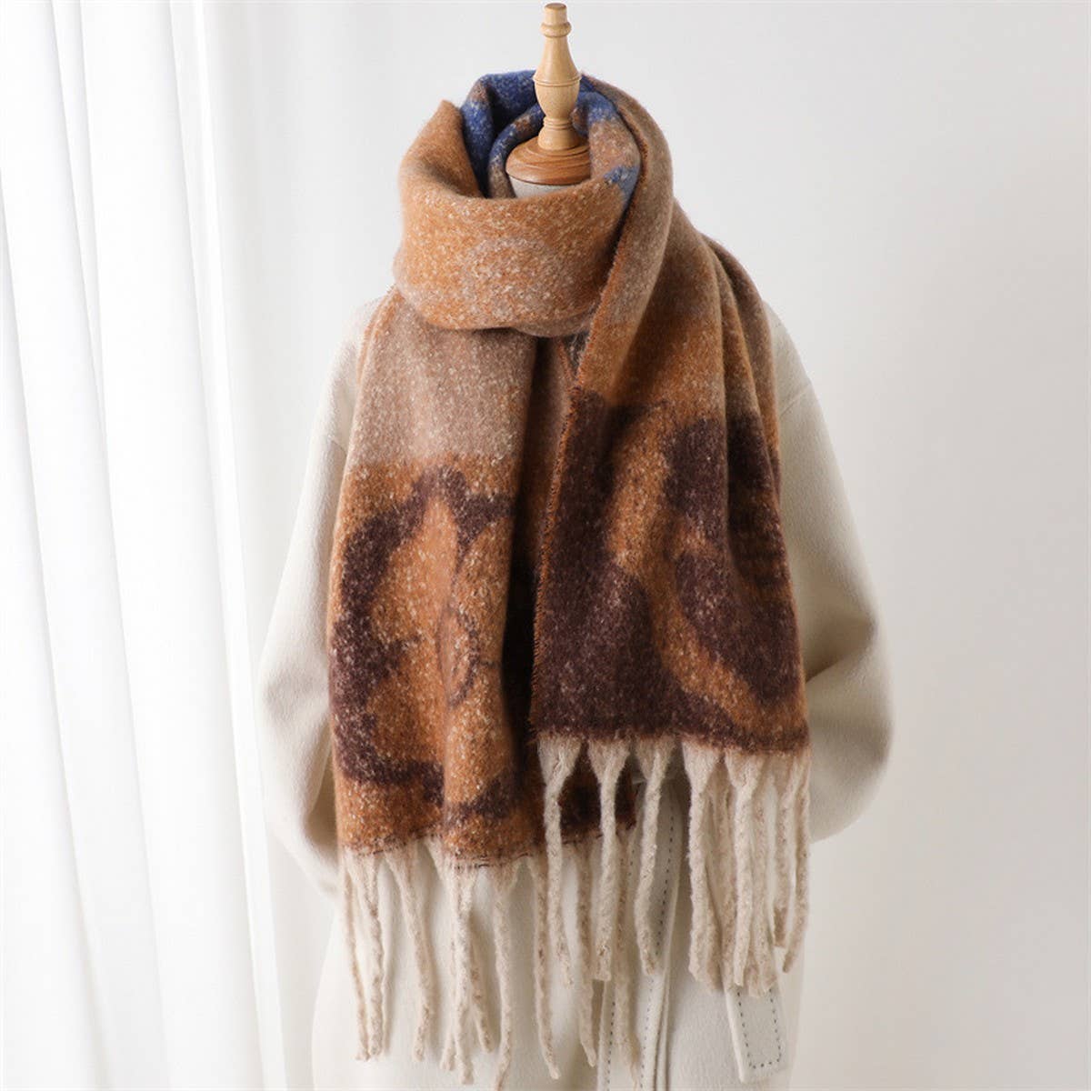 Vintage-Inspired Floral Wrap Scarf with Fringe