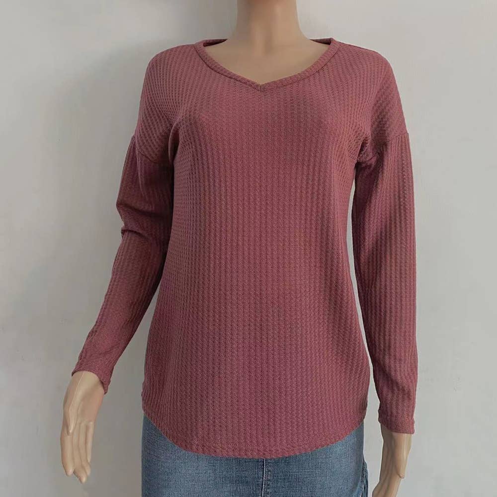 V-neck knitted long-sleeved blouse