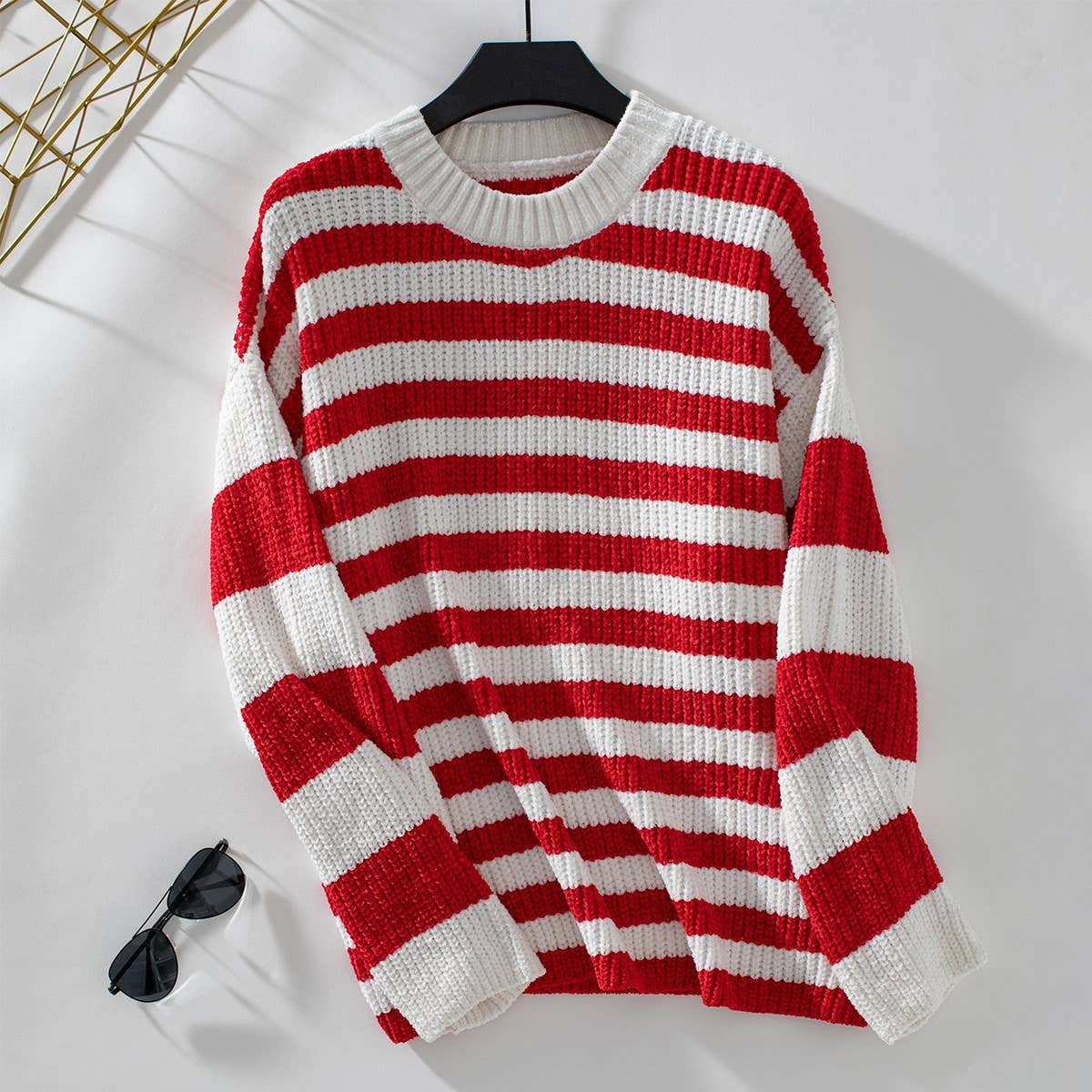 Stylish striped color-matching chenille pullover