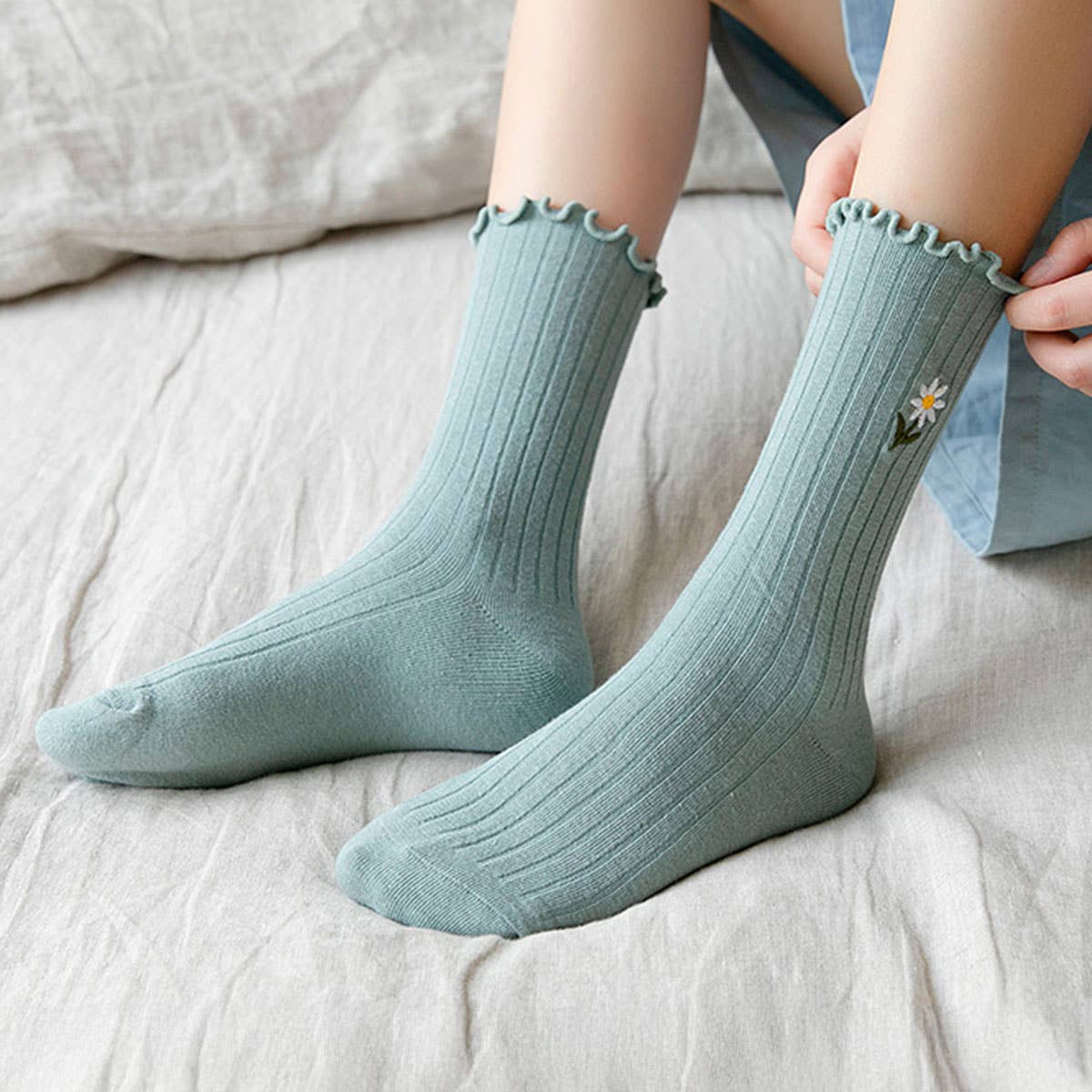 Flower Embroidery Crew Ruffle Socks Women