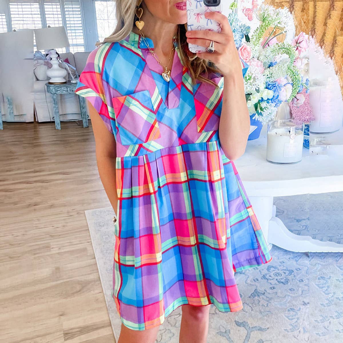 LOOSE COLORED PLAID SHORT-SLEEVED DRESS