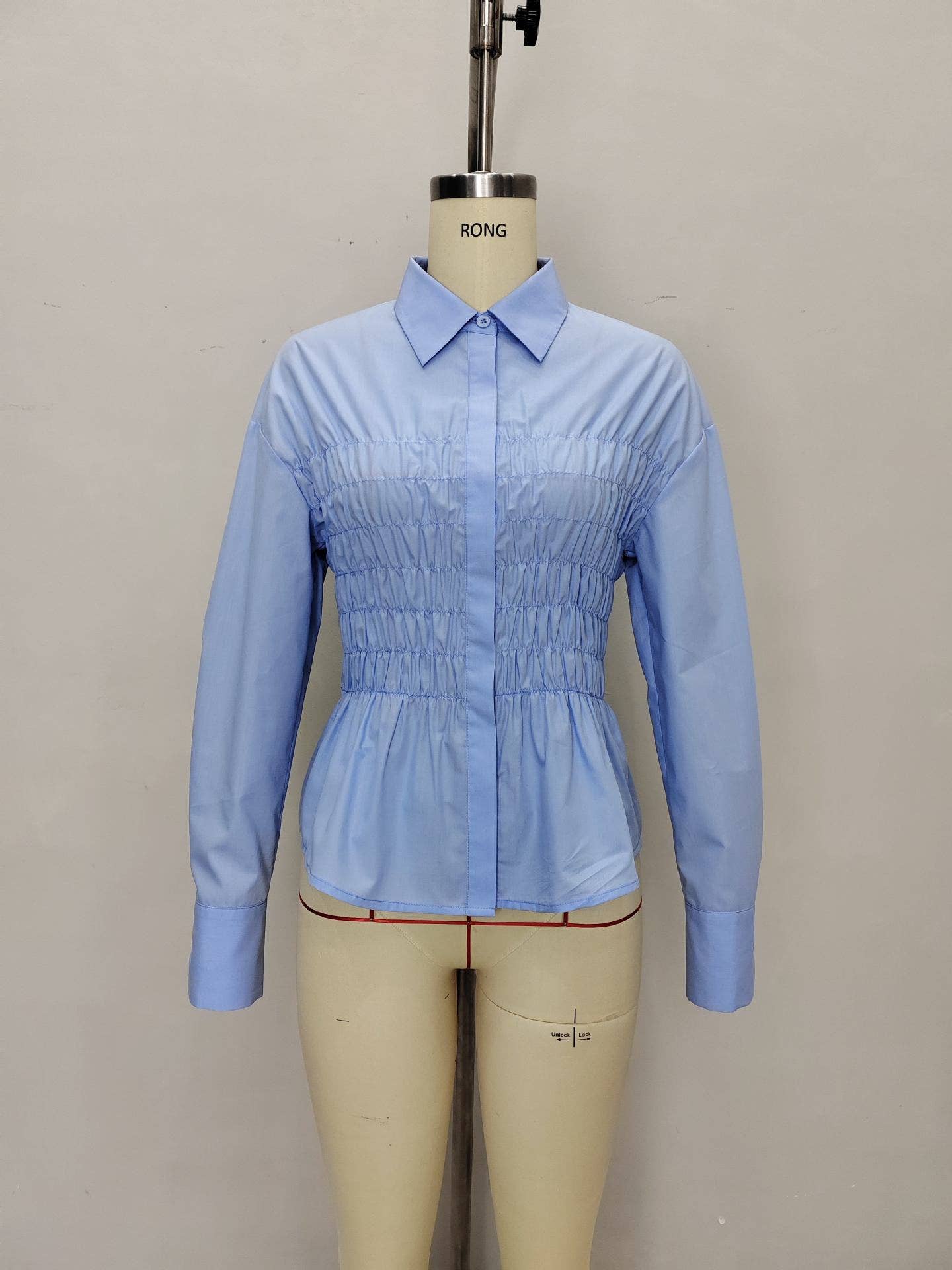 Fashionable lapel pleated cinched-waist shirt