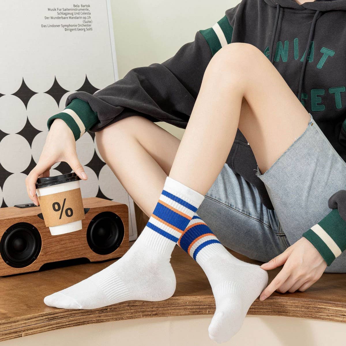 CWMS2513_AUTUMN AND WINTER RAINBOW STRIPED SOCKS