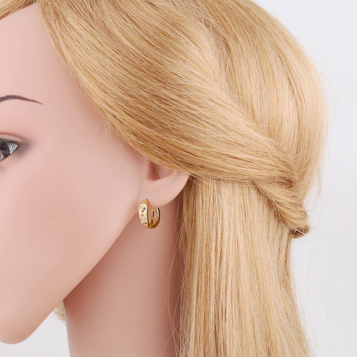 COLORED ZIRCON GOLD PLATED FLOWER EARRINGS