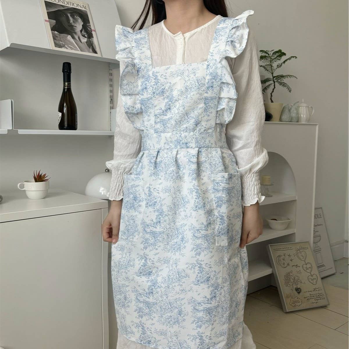 WATERPROOF AND OIL-RESISTANT BLUE INK APRON