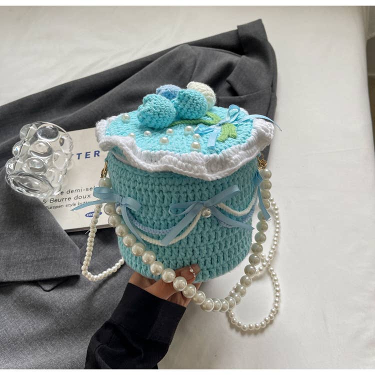 Personalized cake-shaped pearl chain knitted bag
