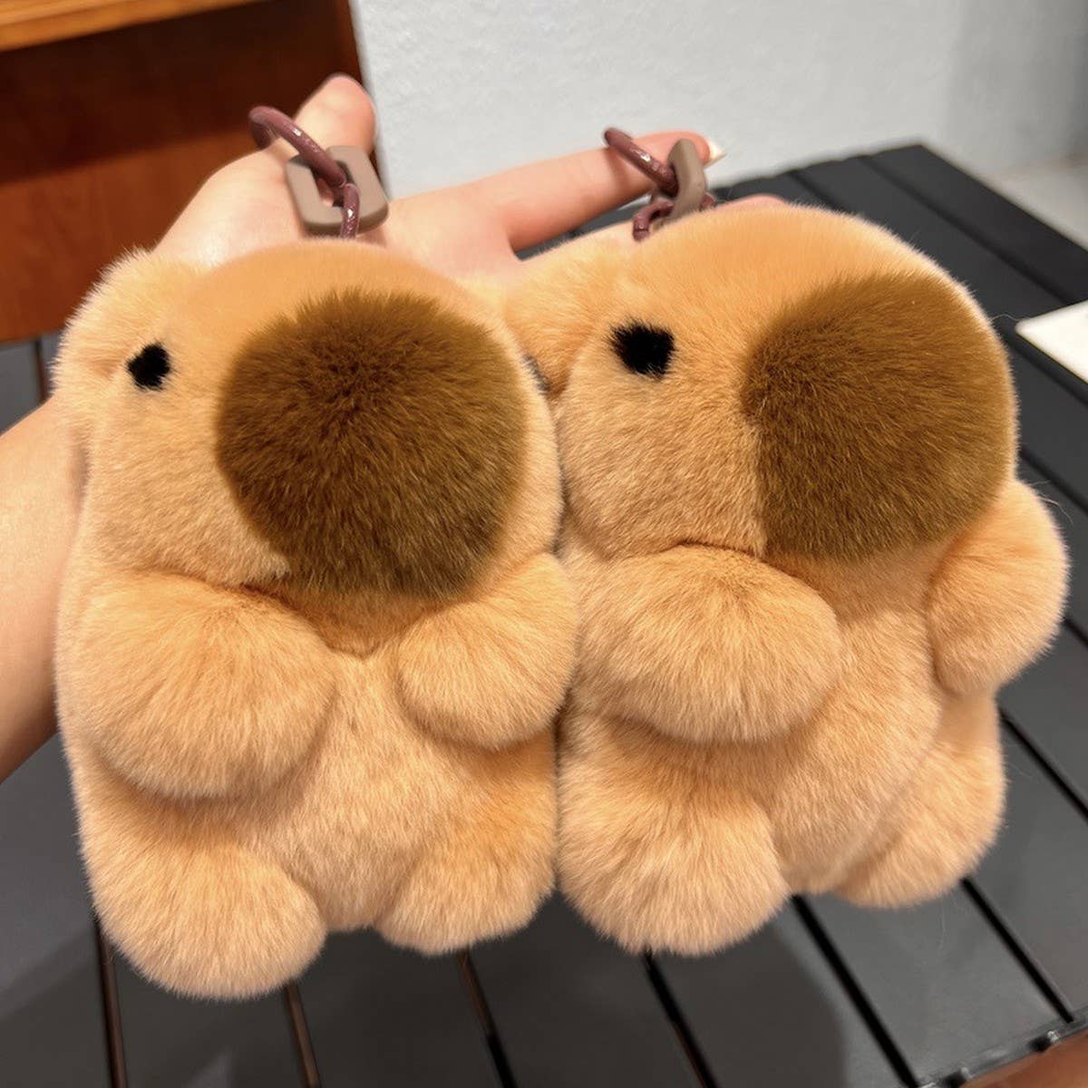 CUTE CAPYBARA PLUSH DOLL CAR KEYCHAIN PENDANT