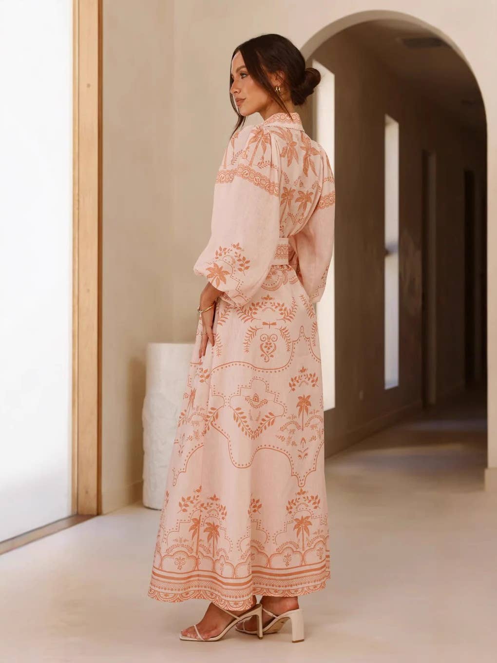 Loose belt cinched waist puffed sleeve dress