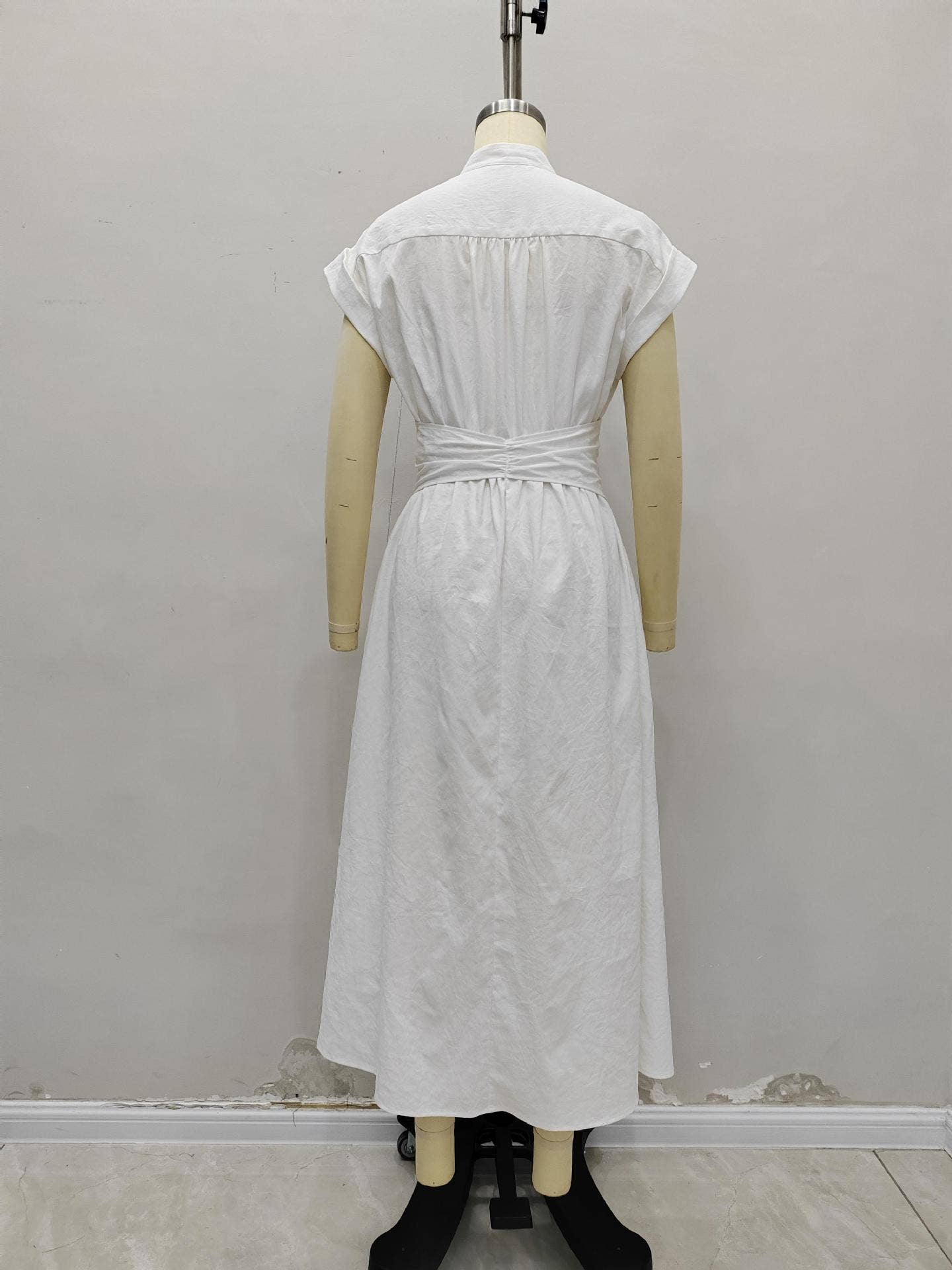 Sun metal belt short sleeve stand-up collar dress
