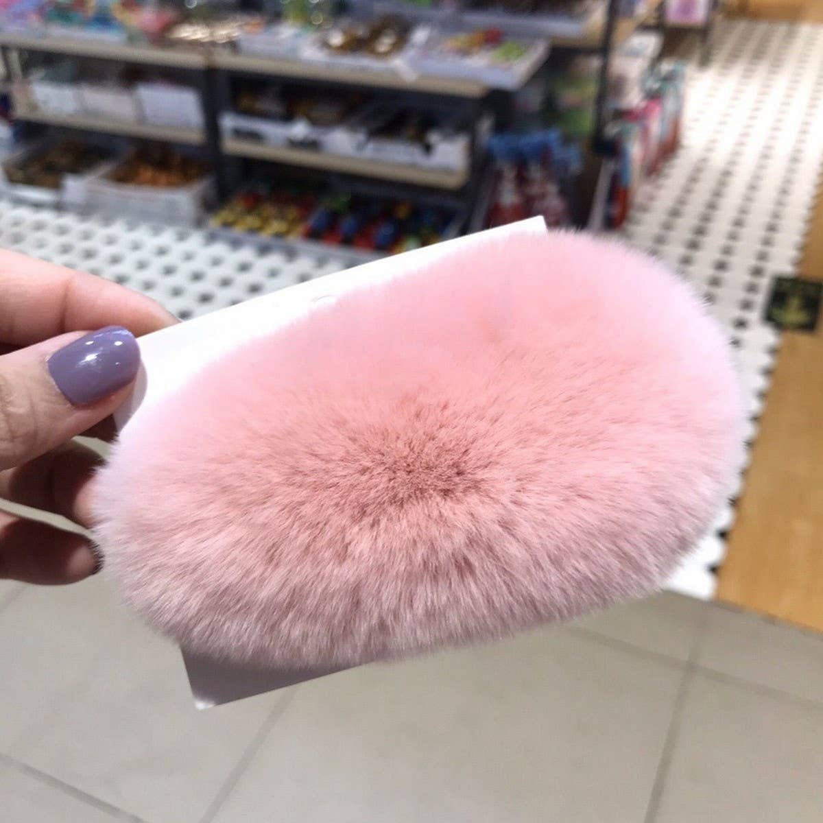 Furry Mink Hair Clip ? Cute Fluffy BB Barrette