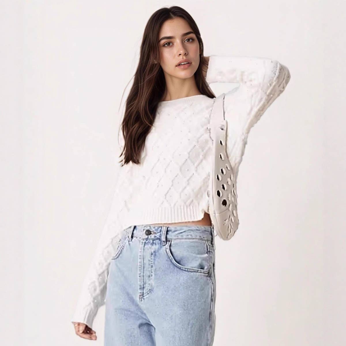 Round-neck backless solid-color knitted sweater