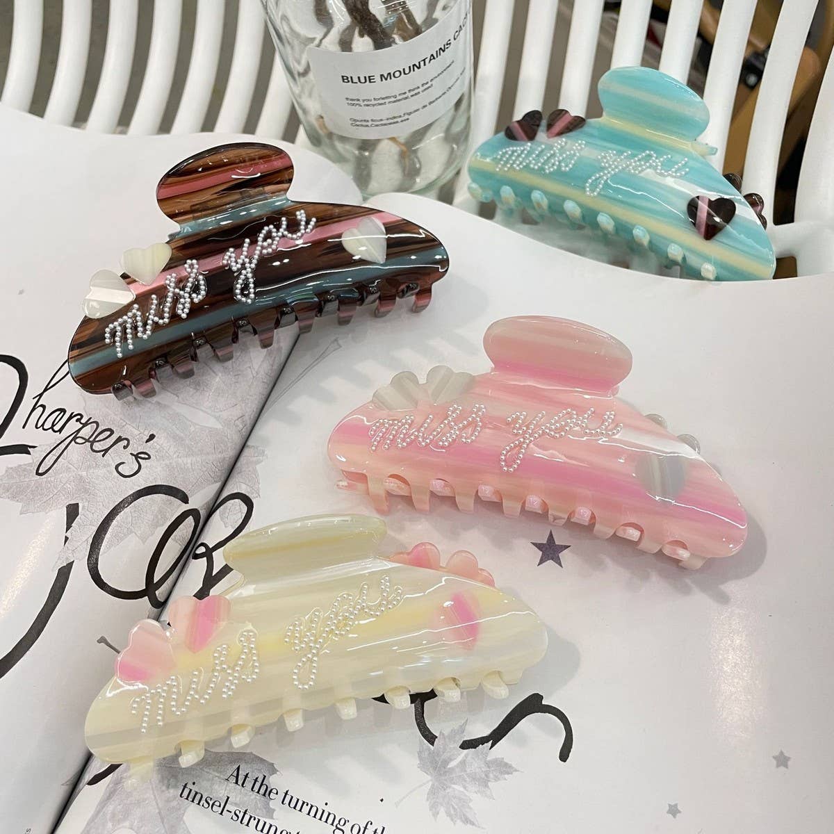 CWAHA1549_LOVE STRIPES MISS YOU PEARLS LARGE HAIR CLAW CLIP