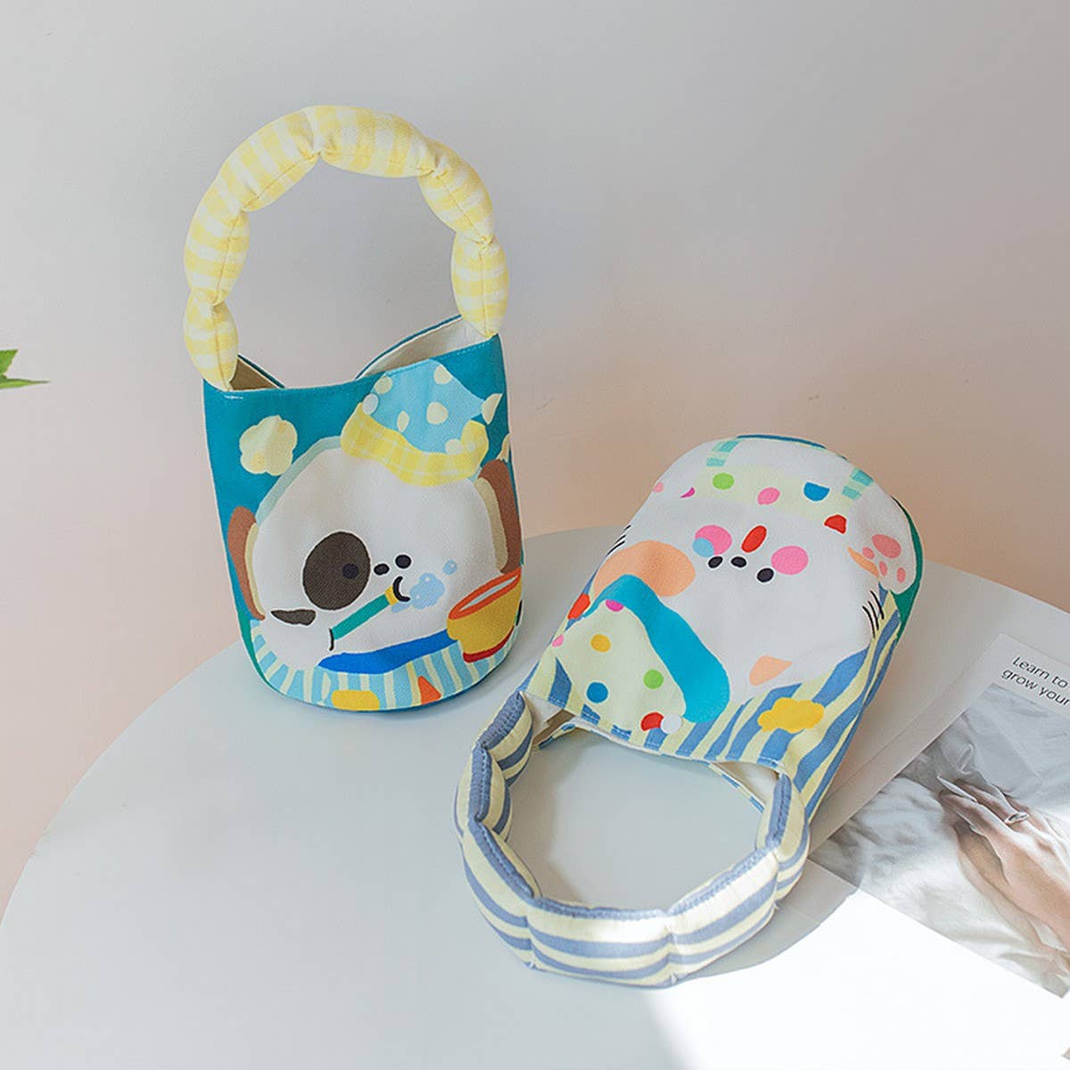 Cute Canvas Bucket Tote ? Crossbody Style_CWAB5597