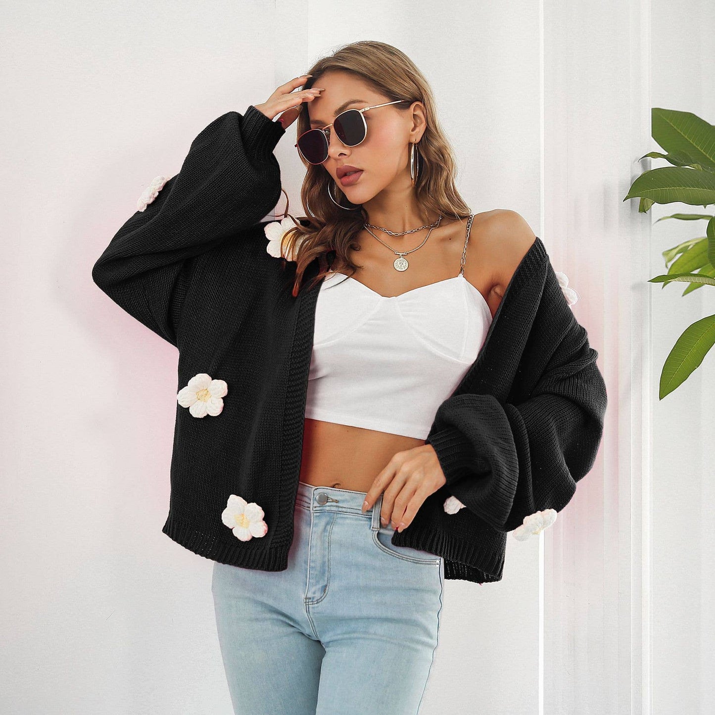 THREE-DIMENSIONAL EMBROIDERY KNITTED COAT