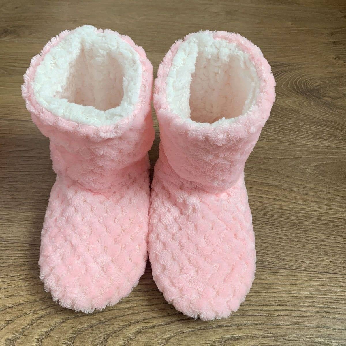 WINTER WARMTH AND NON-SLIP SOFT SOLE SOCK SLIPPERS