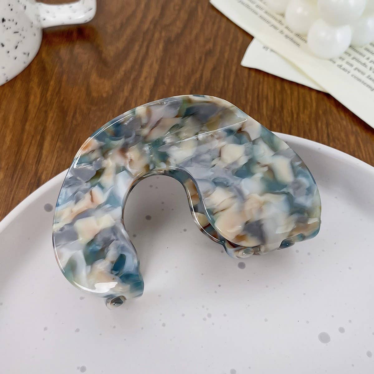 Elegant Acetate Hair Claw, Back Bun Shark Clip_CWAHA1594