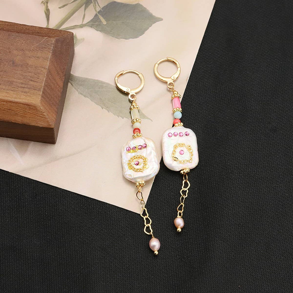 HIGH-END SWEET AND VERSATILE PEARL EARRINGS