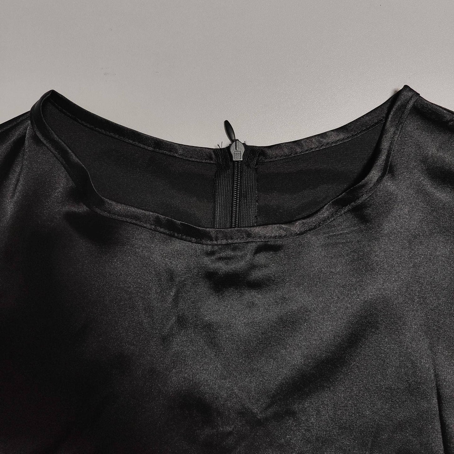 ROUND NECK SOLID COLOR DRESS WITH FLARED SLEEVES