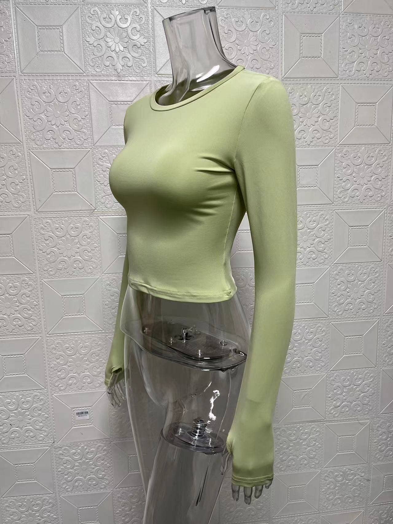 Solid-color round-neck form-fitting base T-shirt