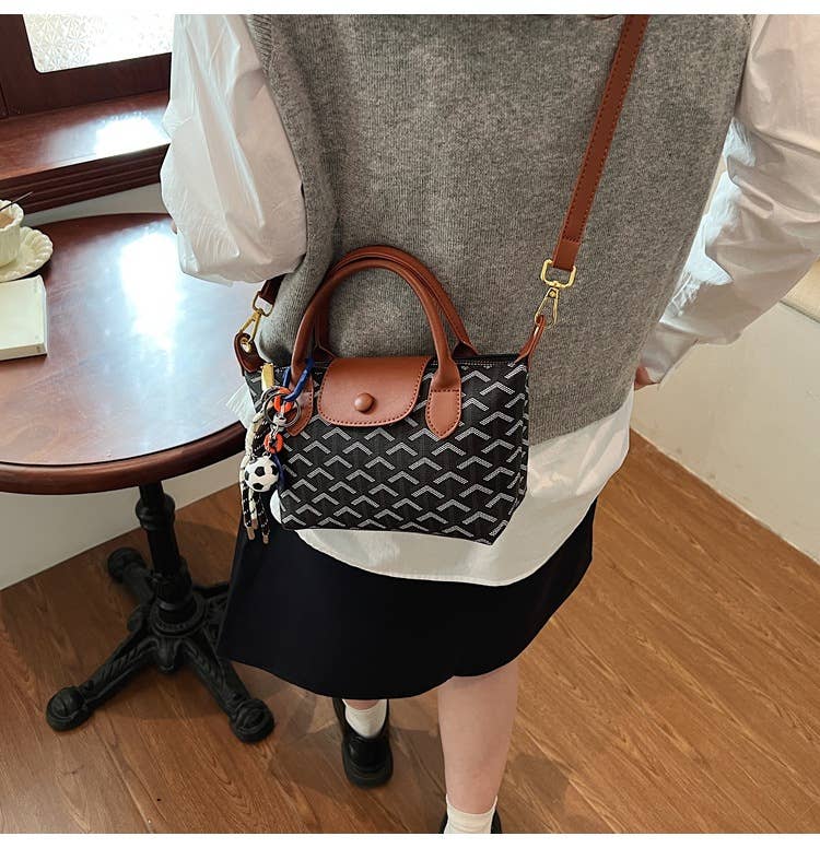 Large-capacity single-shoulder crossbody bag