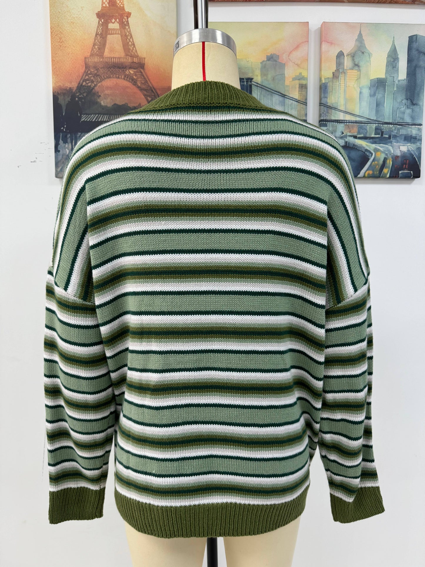 STRIPED KNIT CREWNECK PULLOVER SWEATER