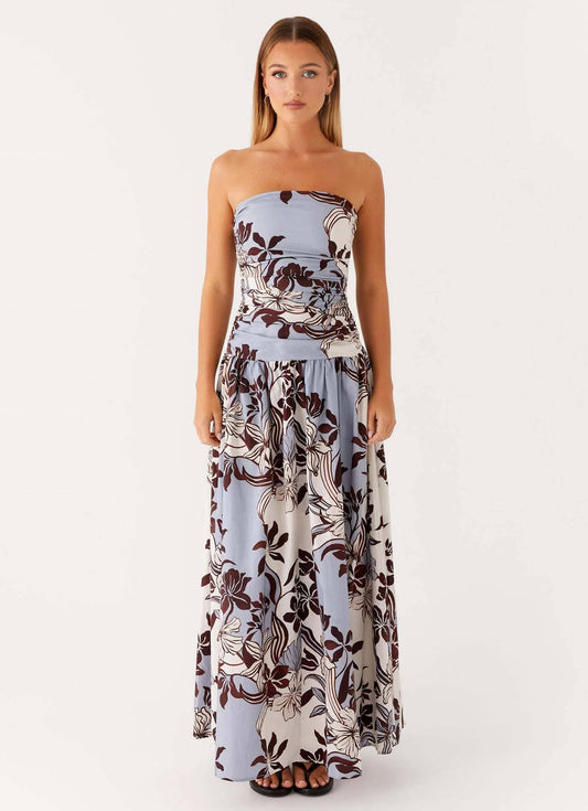 Vacation-style floral printed backless dress